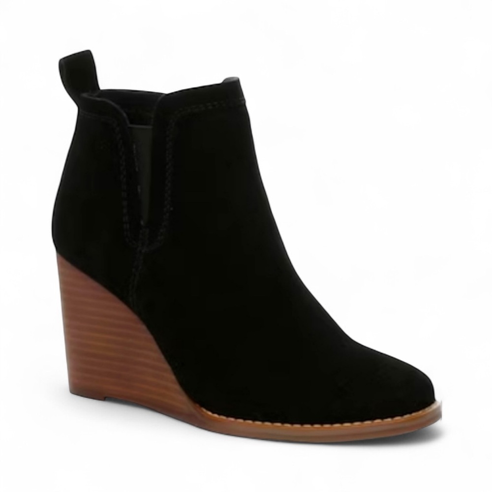 Crown VintageBlack Wedge Ankle Boots - Picture 7 of 8